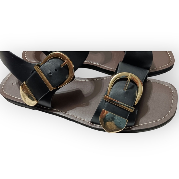 Universal Thread Black Sandals with Gold Buckles - Picture 4 of 8